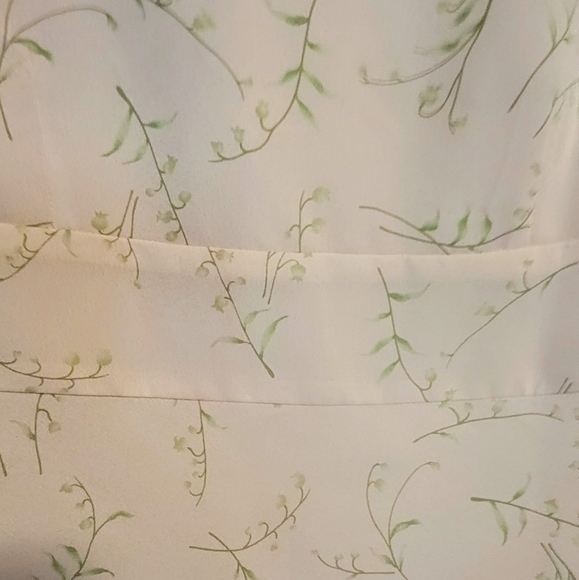 Ann Taylor chiffon blouse - Picture 7 of 9